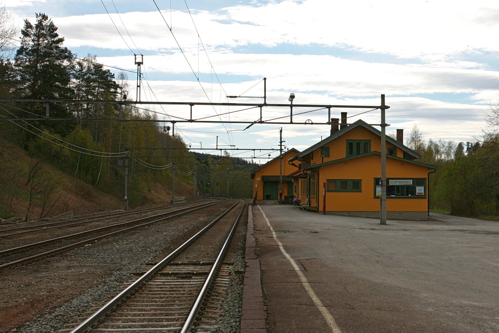 - Hvorfor velge Låsesmed Åmot for dine låsebehov?