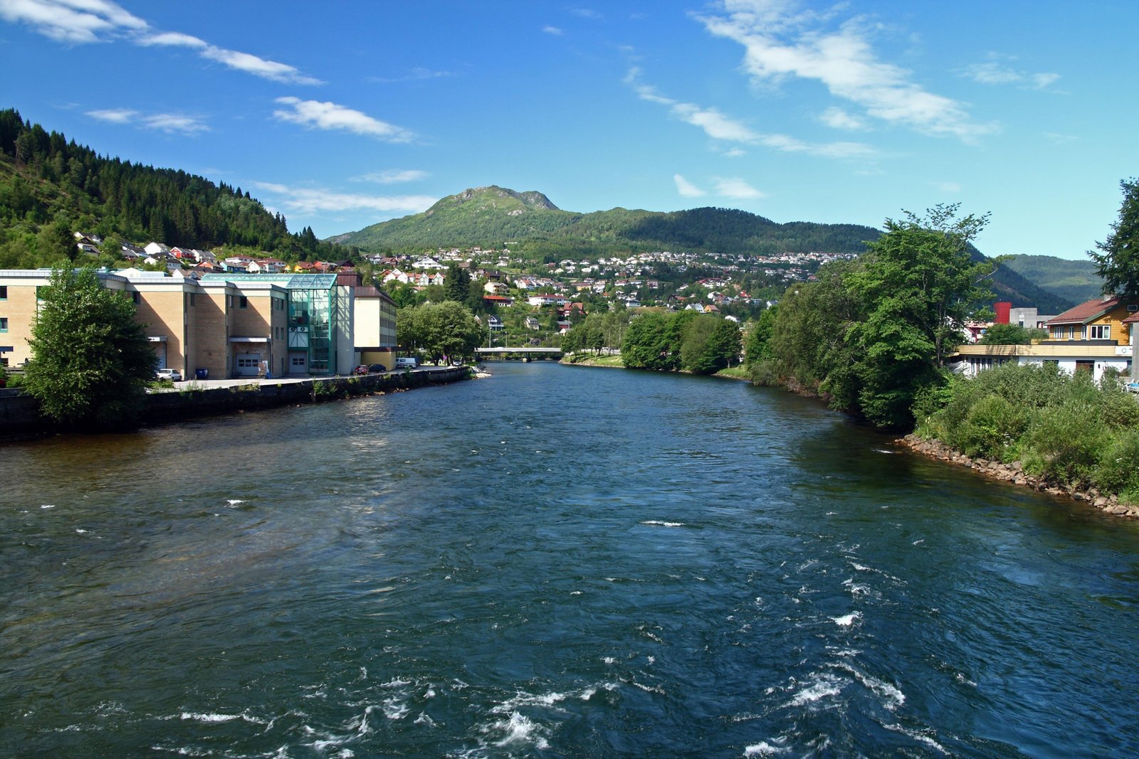 Velkommen til Låsesmed Førde: Din lokale låsesmed for døgnvakt