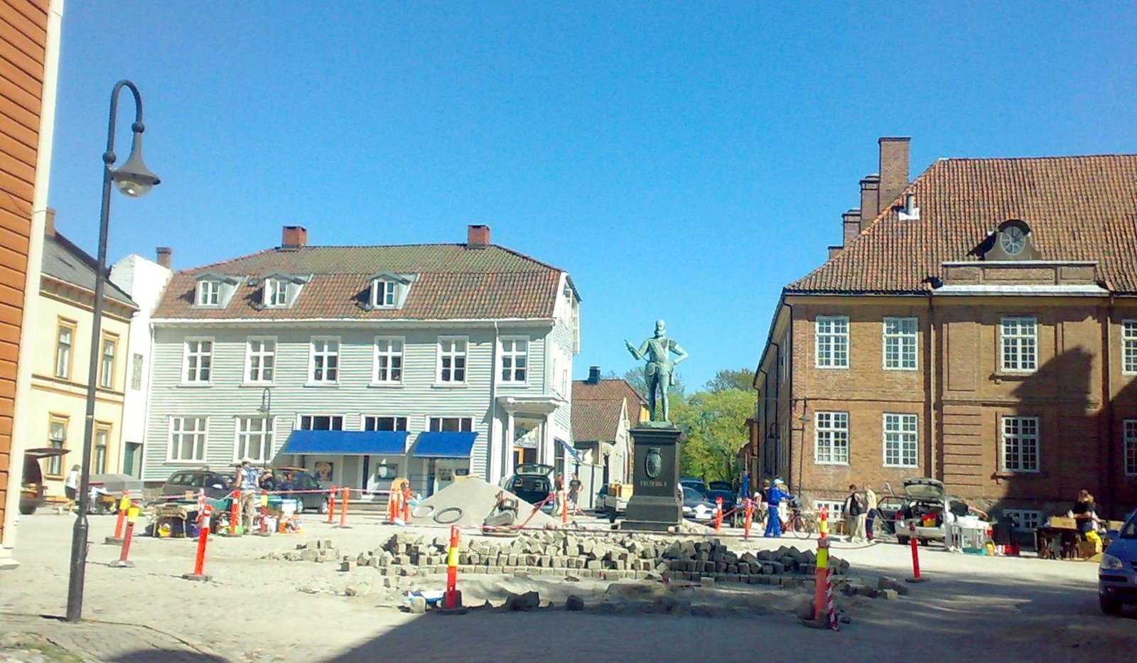 - Låsesmed Fredrikstad: ‍Din pålitelige låsesmed med døgnvakt